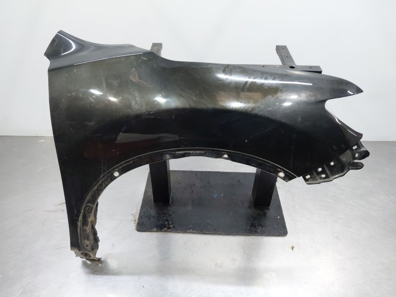 Recambio de aleta delantera derecha para nissan x-trail iv 2.5 dci 4wd referencia OEM IAM 631006FL0A  