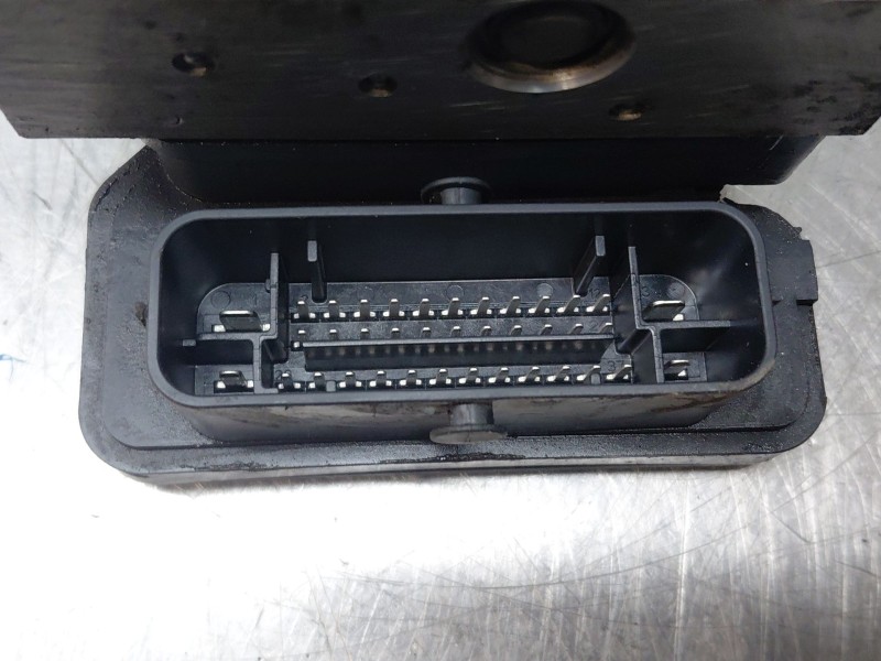 Recambio de abs para nissan x-trail iv 2.5 dci 4wd referencia OEM IAM 476609FL4B  