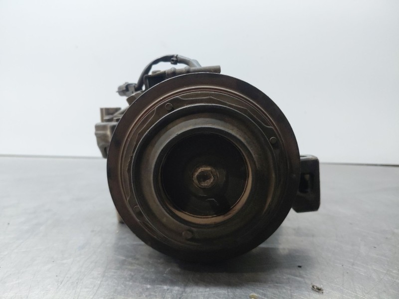 Recambio de compresor aire acondicionado para nissan x-trail iv 2.5 dci 4wd referencia OEM IAM 926004BB2A  