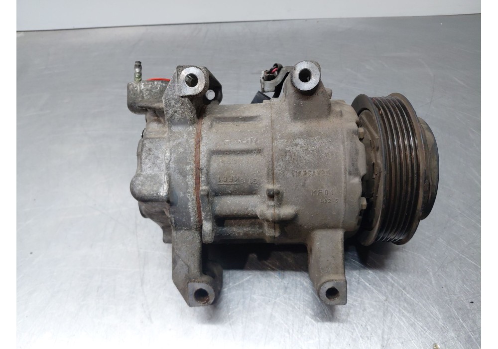 Recambio de compresor aire acondicionado para nissan x-trail iv 2.5 dci 4wd referencia OEM IAM 926004BB2A  