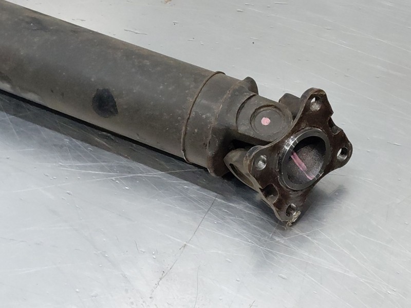 Recambio de transmision central para nissan x-trail iv 2.5 dci 4wd referencia OEM IAM 370004BA0A  