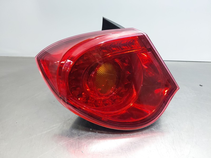 Recambio de piloto trasero izquierdo para alfa romeo giulietta (191) lusso referencia OEM IAM 50513613  