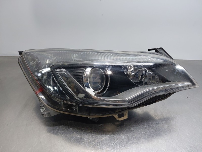 Recambio de faro derecho para opel astra j (p10) 1.7 cdti (68) referencia OEM IAM 13398145  