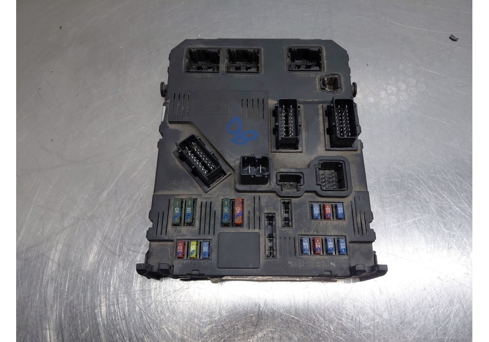 Recambio de caja reles / fusibles para peugeot partner furgón/monospace (5_, g_) 1.9 d referencia OEM IAM 9652474680  