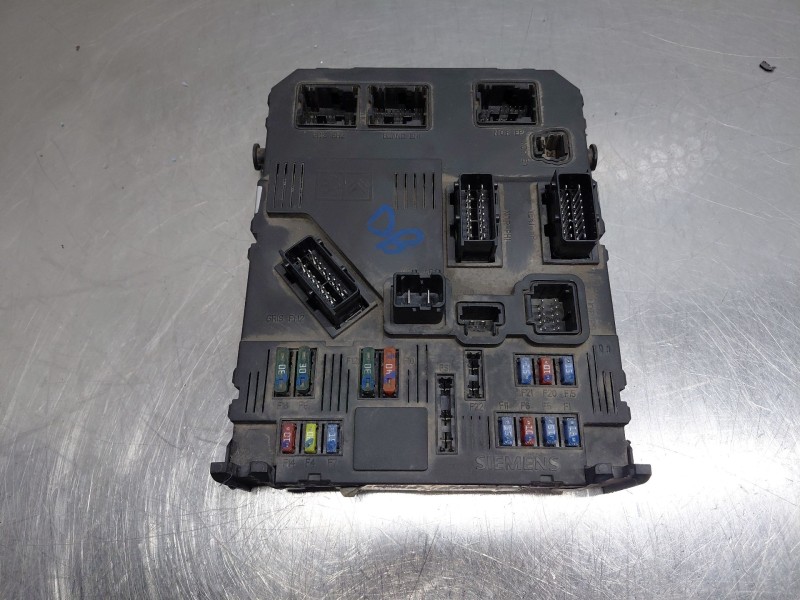 Recambio de caja reles / fusibles para peugeot partner furgón/monospace (5_, g_) 1.9 d referencia OEM IAM 9652474680  