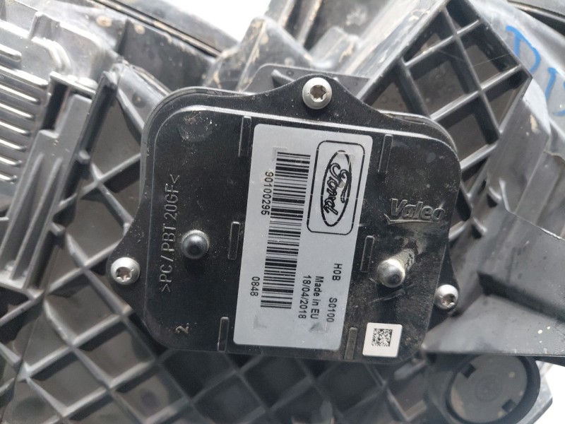 Recambio de faro derecho para ford kuga (cbs) titanium referencia OEM IAM 2184658  