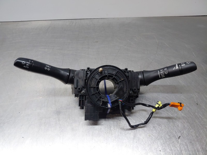Recambio de anillo airbag para nissan x-trail iv 2.5 dci 4wd referencia OEM IAM 255546FL0A  
