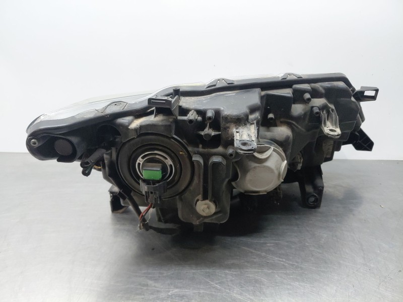 Recambio de faro izquierdo para nissan x-trail iv 2.5 dci 4wd referencia OEM IAM 260606FL0A  