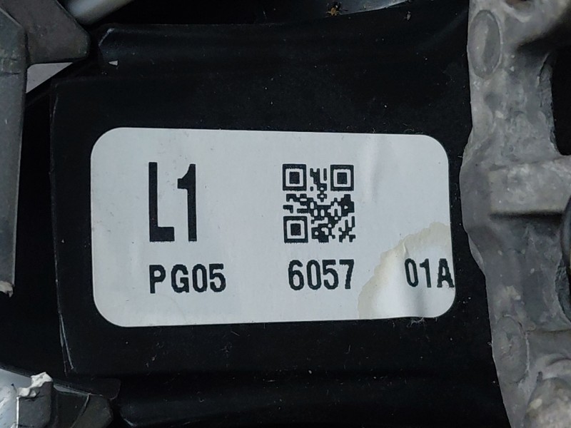 Recambio de volante para nissan x-trail iv 2.5 dci 4wd referencia OEM IAM 484306FL1B  