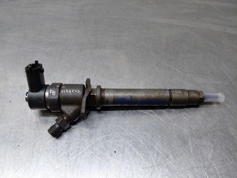 Recambio de inyector para volvo xc90 i (275) d5 awd referencia OEM IAM 0445110078  