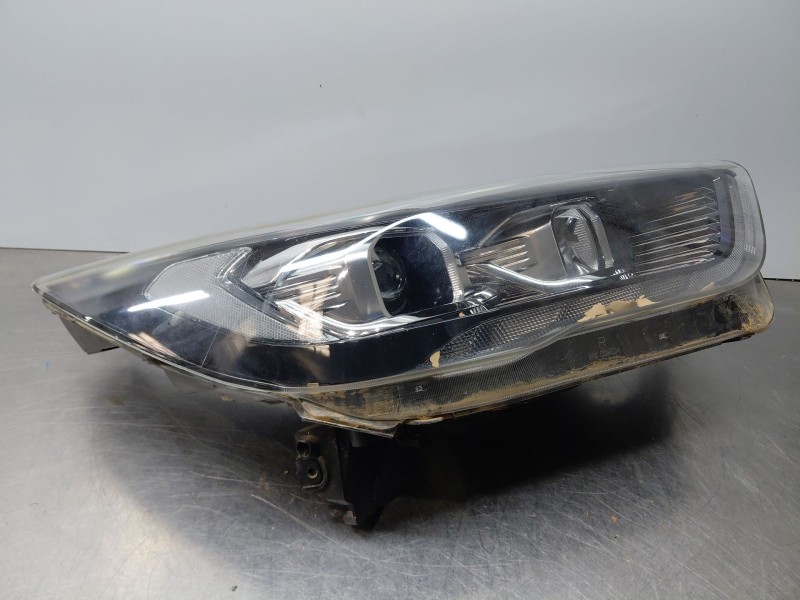 Recambio de faro derecho para ford kuga (cbs) ecoboost referencia OEM IAM 2184658  