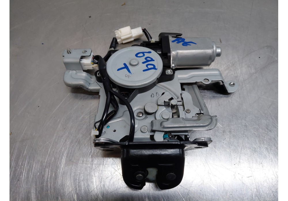 Recambio de cerradura maletero / porton para nissan x-trail iv 2.5 dci 4wd referencia OEM IAM 905001AA0B  