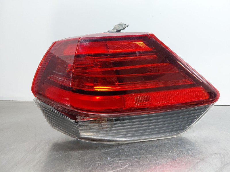 Recambio de piloto trasero derecho para nissan x-trail iv 2.5 dci 4wd referencia OEM IAM 265506FL0A  
