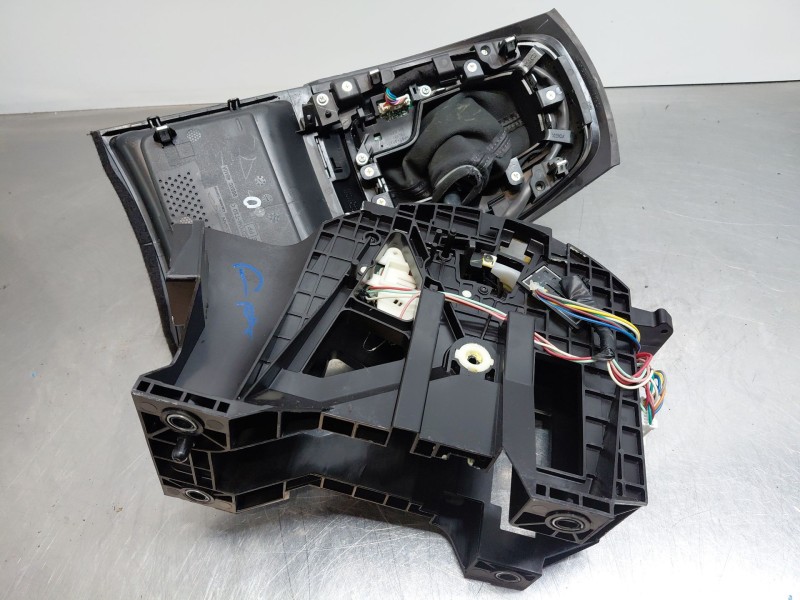 Recambio de palanca cambio para nissan x-trail iv 2.5 dci 4wd referencia OEM IAM 349016FL1B 349406FLAA 
