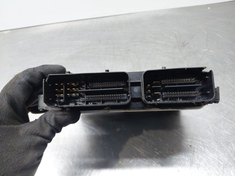 Recambio de centralita motor uce para opel astra j (p10) 1.7 cdti (68) referencia OEM IAM   