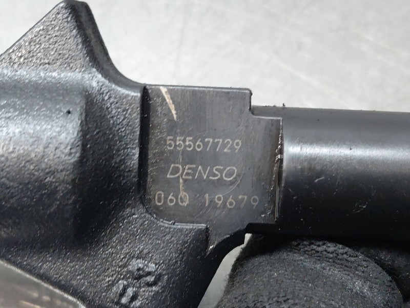 Recambio de inyector para opel astra j (p10) 1.7 cdti (68) referencia OEM IAM   