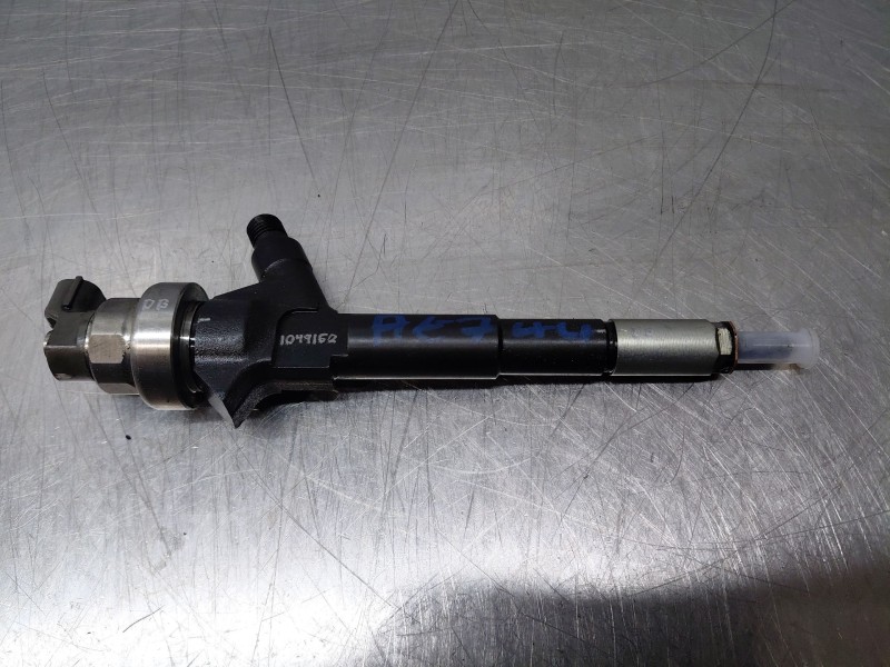 Recambio de inyector para opel astra j (p10) 1.7 cdti (68) referencia OEM IAM   