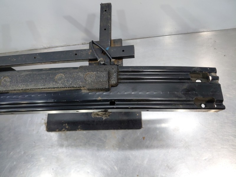 Recambio de refuerzo paragolpes trasero para nissan x-trail iv 2.5 dci 4wd referencia OEM IAM 850324BC0A  