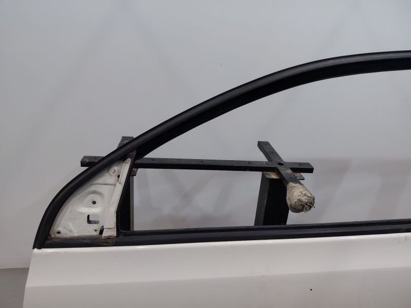 Recambio de puerta delantera izquierda para volkswagen golf vi (5k1) 1.6 tdi referencia OEM IAM 5K3831055K  