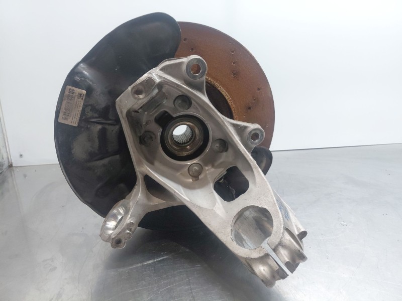 Recambio de mangueta delantera derecha para mercedes-benz clase cla (w118) sedan referencia OEM IAM   