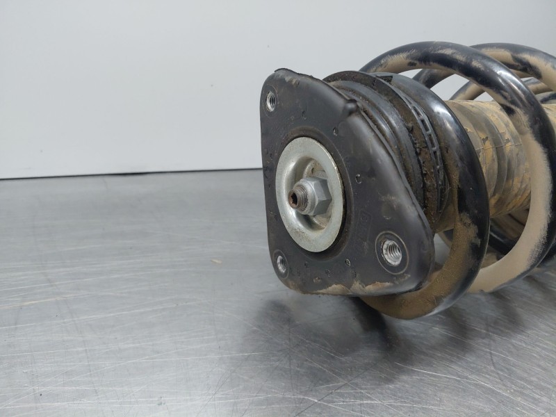 Recambio de amortiguador delantero izquierdo para ford kuga (cbs) titanium referencia OEM IAM 2083658  