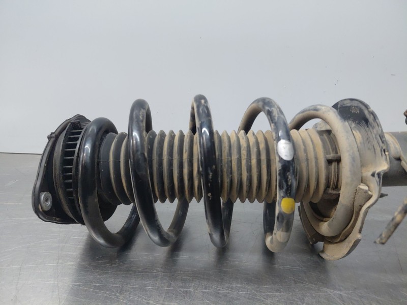 Recambio de amortiguador delantero izquierdo para ford kuga (cbs) titanium referencia OEM IAM 2083658  