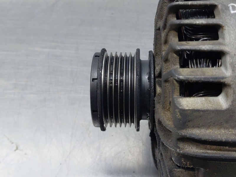 Recambio de alternador para volkswagen golf vi (5k1) 1.6 tdi referencia OEM IAM   