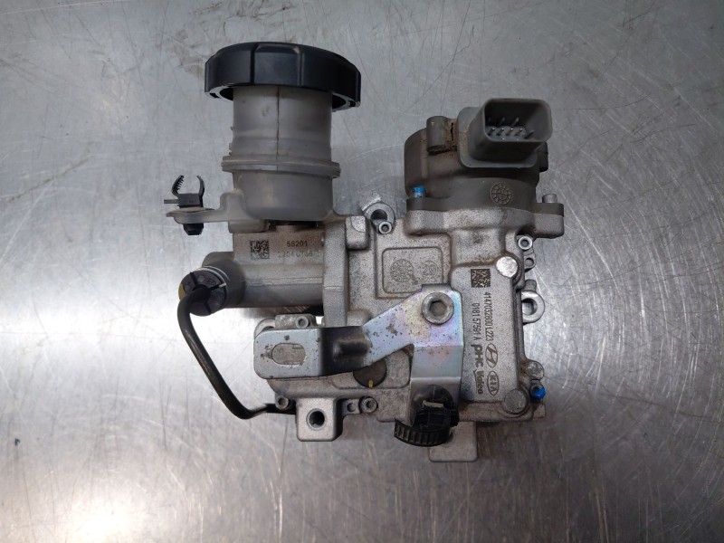 Recambio de bomba embrague para kia ceed sportswagon hybrid referencia OEM IAM   