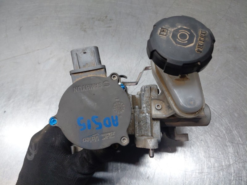 Recambio de bomba embrague para kia ceed sportswagon hybrid referencia OEM IAM   