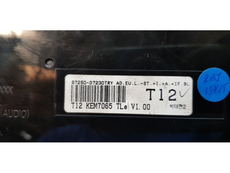 Recambio de mando climatizador para hyundai tucson essence bluedrive 2wd referencia OEM IAM 97250D7230TRY  