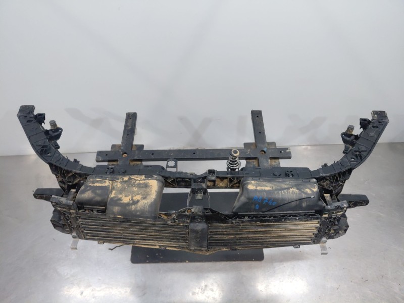 Recambio de panel frontal para mercedes-benz clase cla (w118) sedan referencia OEM IAM   