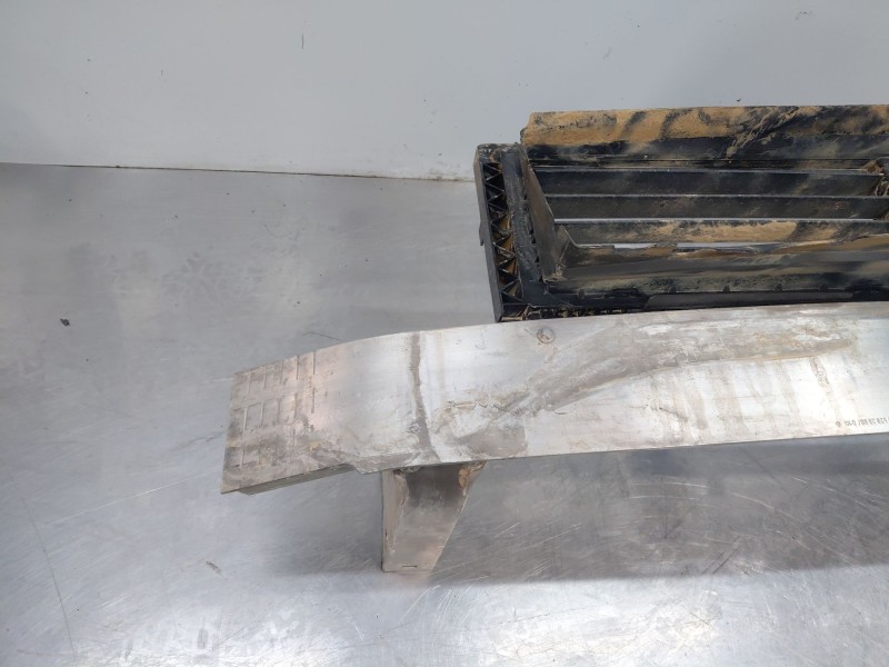 Recambio de refuerzo paragolpes delantero para mercedes-benz clase cla (w118) sedan referencia OEM IAM   