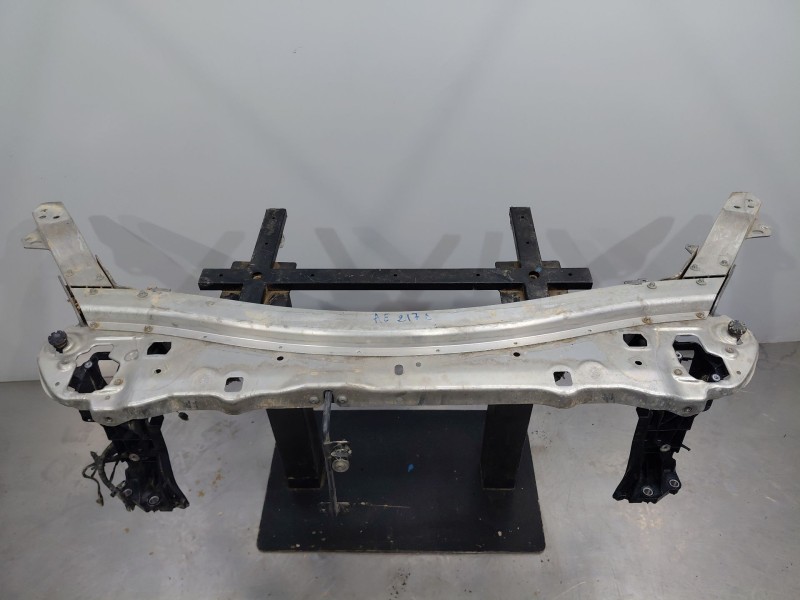 Recambio de panel frontal para mercedes-benz clase e (w213) elegance referencia OEM IAM   