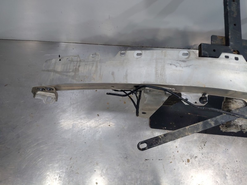 Recambio de refuerzo paragolpes delantero para mercedes-benz clase e (w213) elegance referencia OEM IAM   