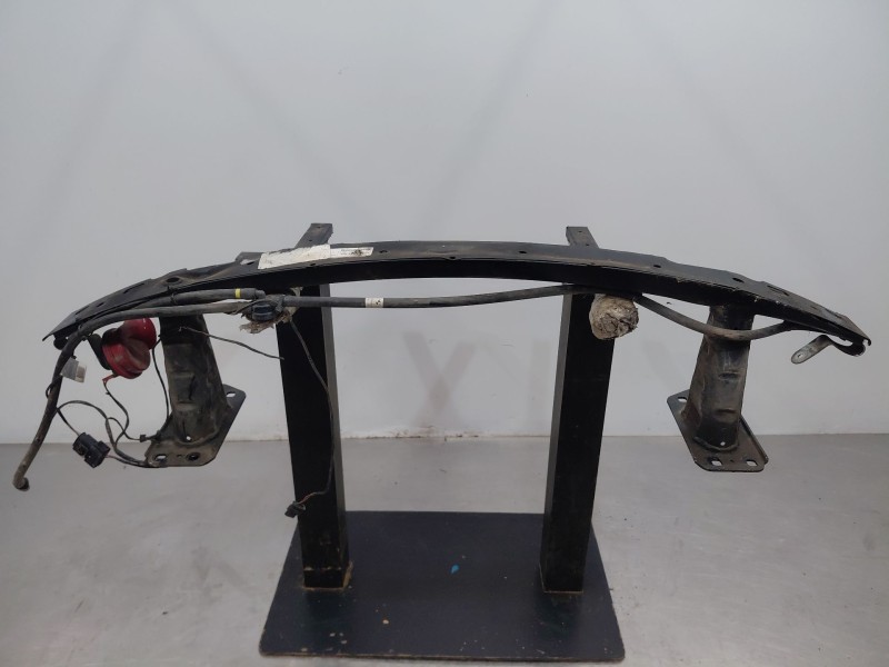 Recambio de refuerzo paragolpes delantero para bmw 1 coupé (e82) 120 d referencia OEM IAM   