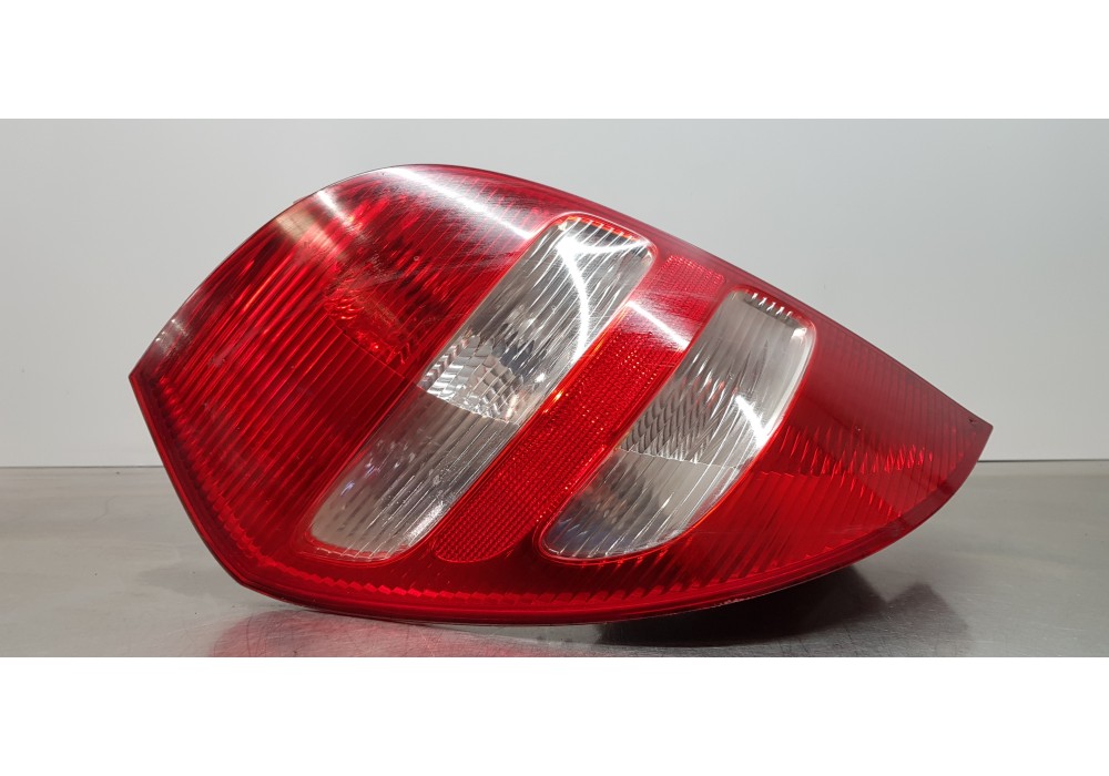 Recambio de piloto trasero izquierdo para mercedes clase a (w169) a 150 (169.031) referencia OEM IAM A1698200364  