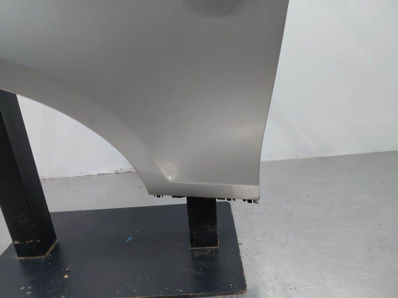 Recambio de aleta delantera izquierda para bmw 1 coupé (e82) 120 d referencia OEM IAM   