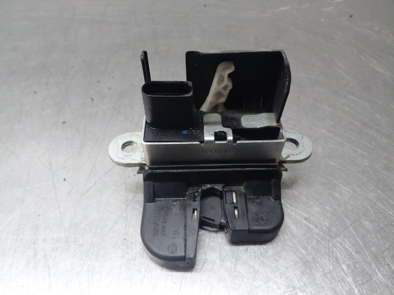 Recambio de cerradura maletero / porton para volkswagen golf vi (5k1) 1.6 tdi referencia OEM IAM   