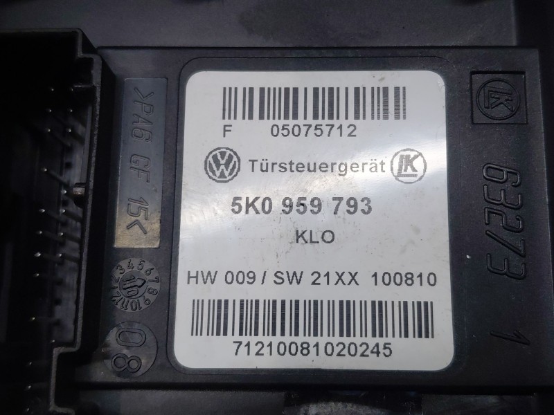 Recambio de motor elevalunas delantero izquierdo para volkswagen golf vi (5k1) 1.6 tdi referencia OEM IAM   