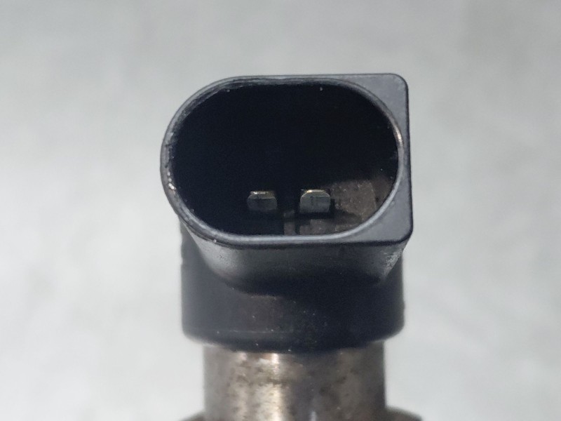 Recambio de inyector para volkswagen golf vi (5k1) 1.6 tdi referencia OEM IAM   
