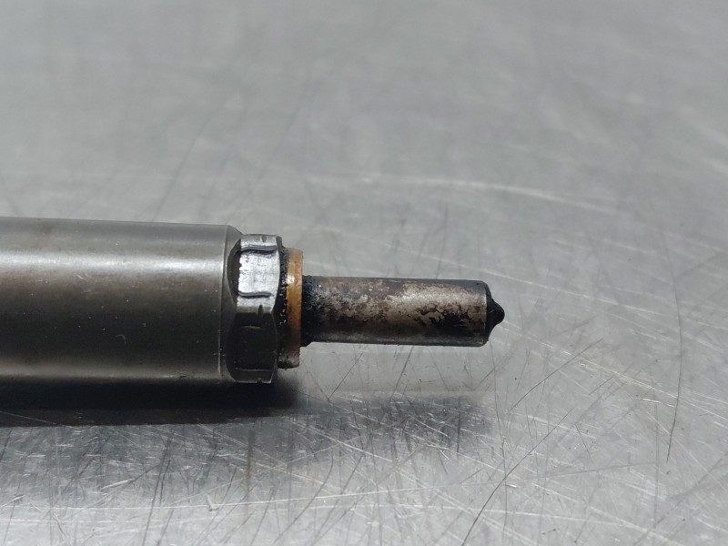 Recambio de inyector para volkswagen golf vi (5k1) 1.6 tdi referencia OEM IAM   