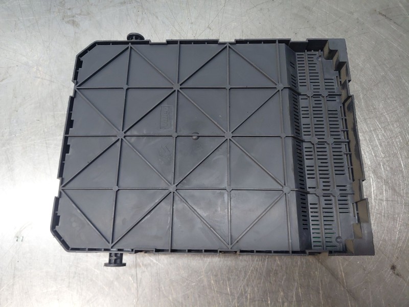 Recambio de caja reles / fusibles para peugeot 308 i (4a_, 4c_) 1.6 16v referencia OEM IAM   