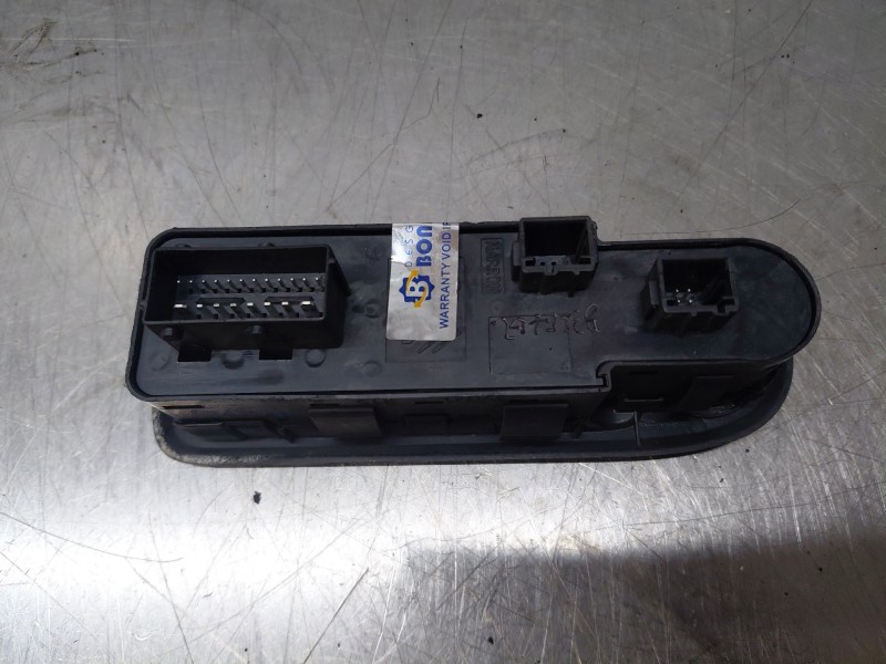 Recambio de mando elevalunas delantero izquierdo para peugeot 308 i (4a_, 4c_) 1.6 16v referencia OEM IAM   