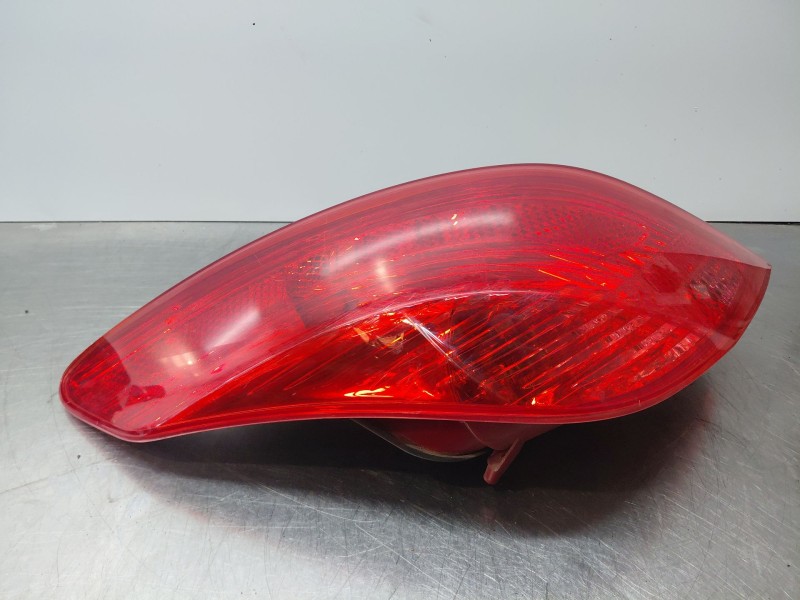 Recambio de piloto trasero izquierdo para peugeot 308 i (4a_, 4c_) 1.6 16v referencia OEM IAM   