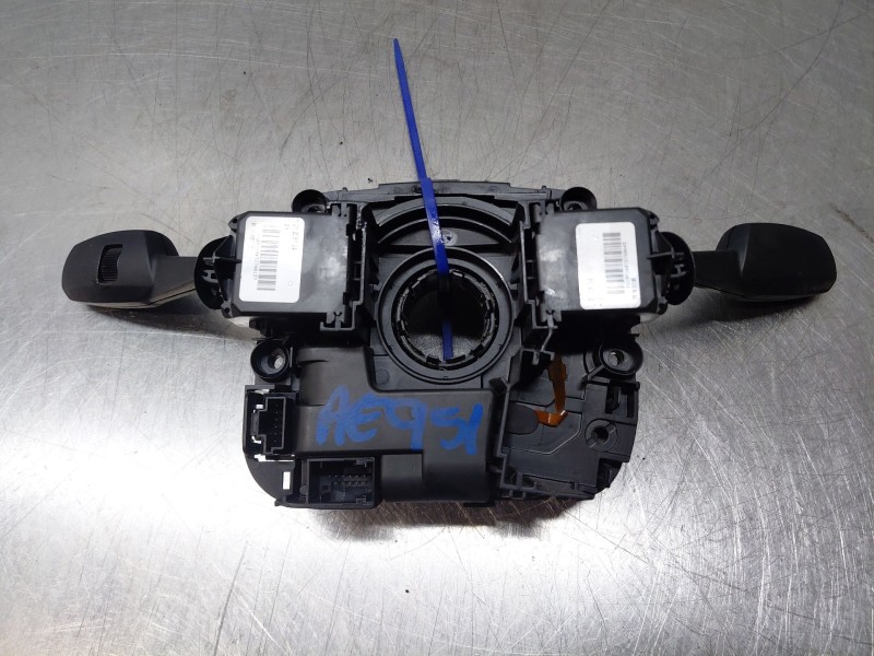 Recambio de mando multifuncion para bmw 1 coupé (e82) 120 d referencia OEM IAM   
