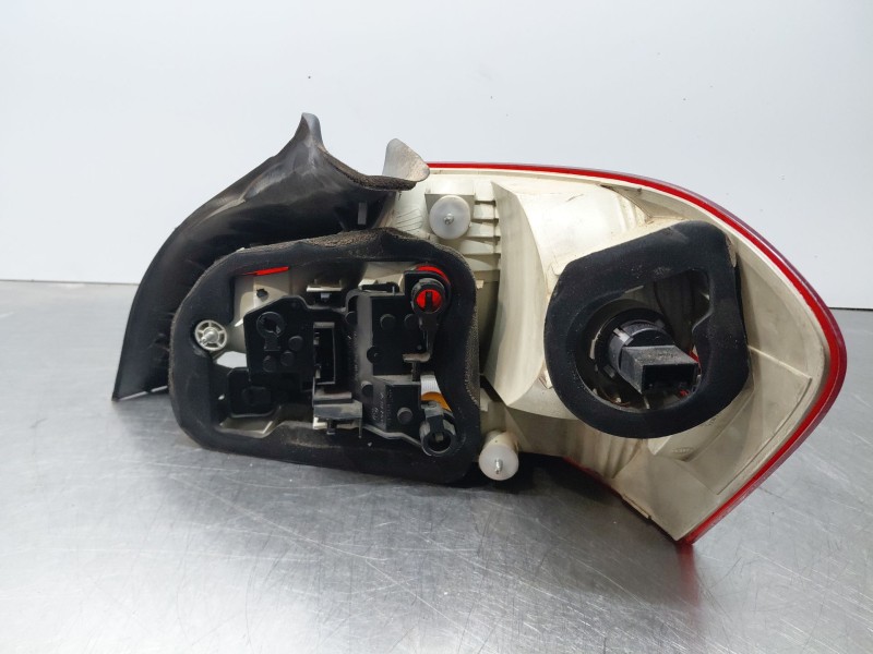 Recambio de piloto trasero izquierdo para bmw 1 coupé (e82) 120 d referencia OEM IAM   