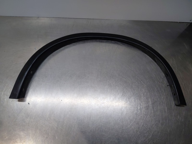 Recambio de aletin delantero derecho para nissan x-trail iv 2.5 dci 4wd referencia OEM IAM 638604CE1A  