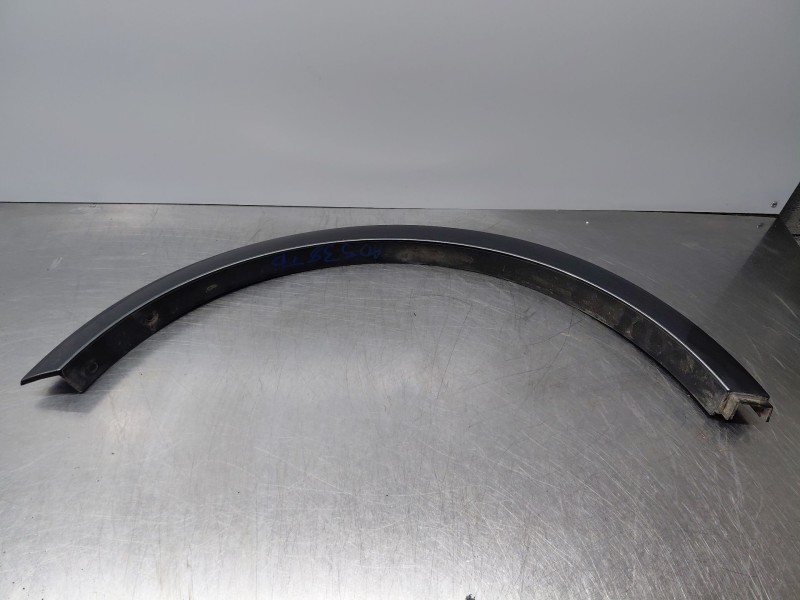 Recambio de aletin trasero derecho para ford kuga (cbs) ecoboost referencia OEM IAM CV4JS286D02ACW  