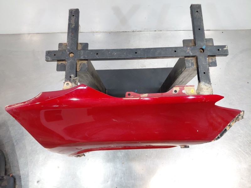 Recambio de aleta delantera derecha para toyota yaris cross mpx style referencia OEM IAM   
