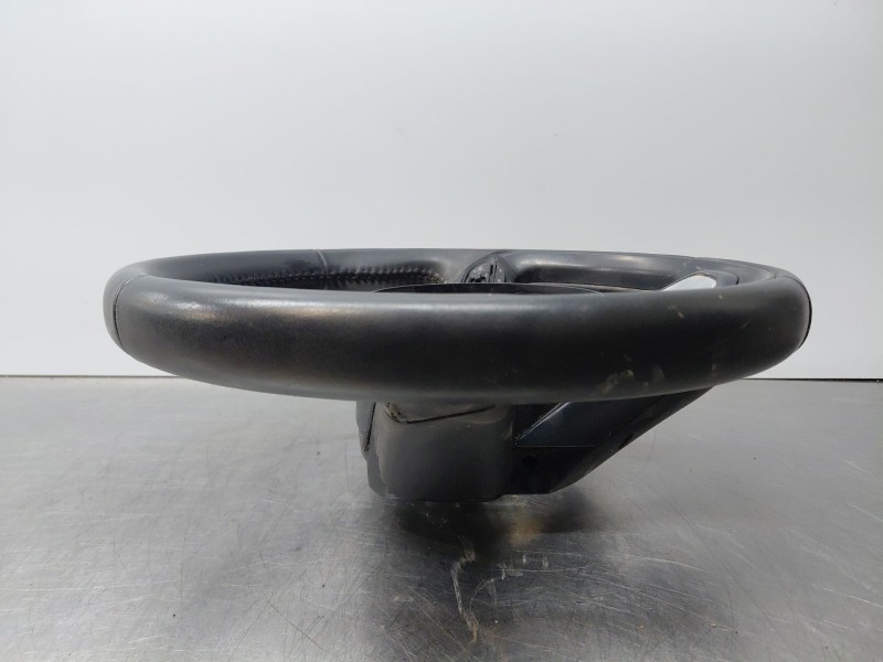 Recambio de volante para toyota yaris cross mpx style referencia OEM IAM   